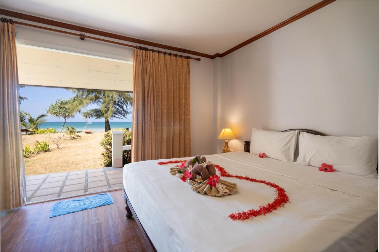 美好时光兰塔海滩度假村【Sha】 Ko Lanta 外观 照片